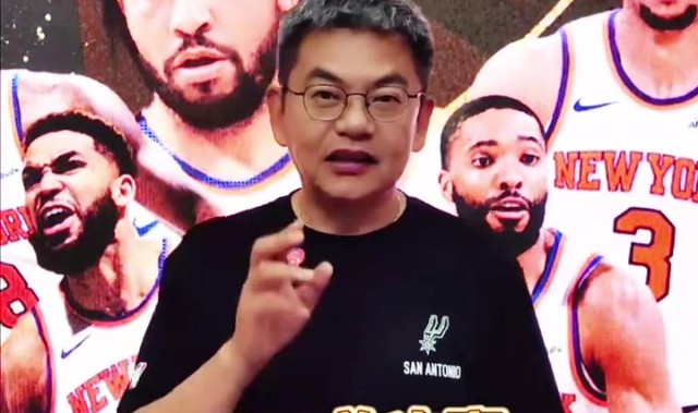 开云体育app-苏群：文班下一场得调整&amp;少持球 让哈珀多打 把常规战变为太空战